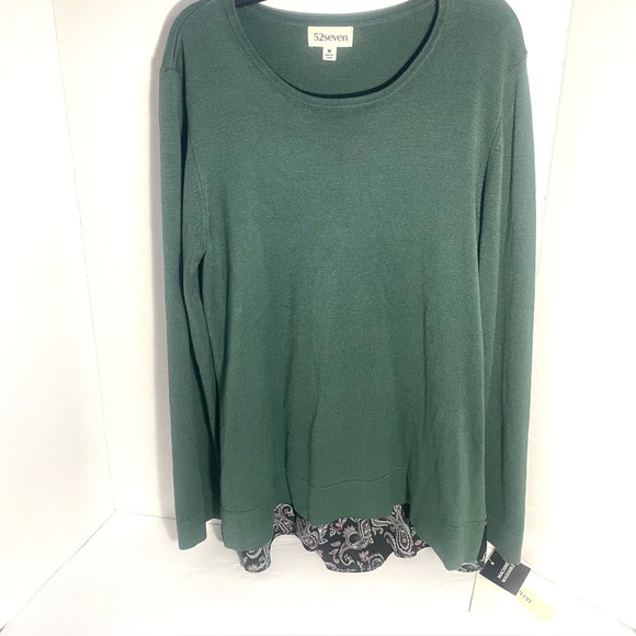 NWT 52 Seven Solid Evergreen Front and Paisley Back Women’s Crew Neck Sweater. - Picture 2 of 16